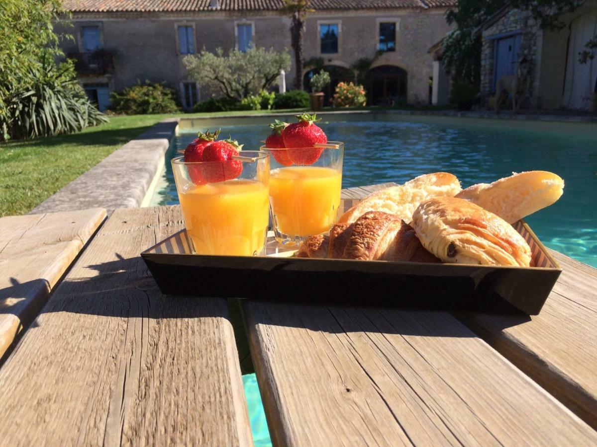 Le Coing Des Vignes Bed & Breakfast Mauressargues Bagian luar foto